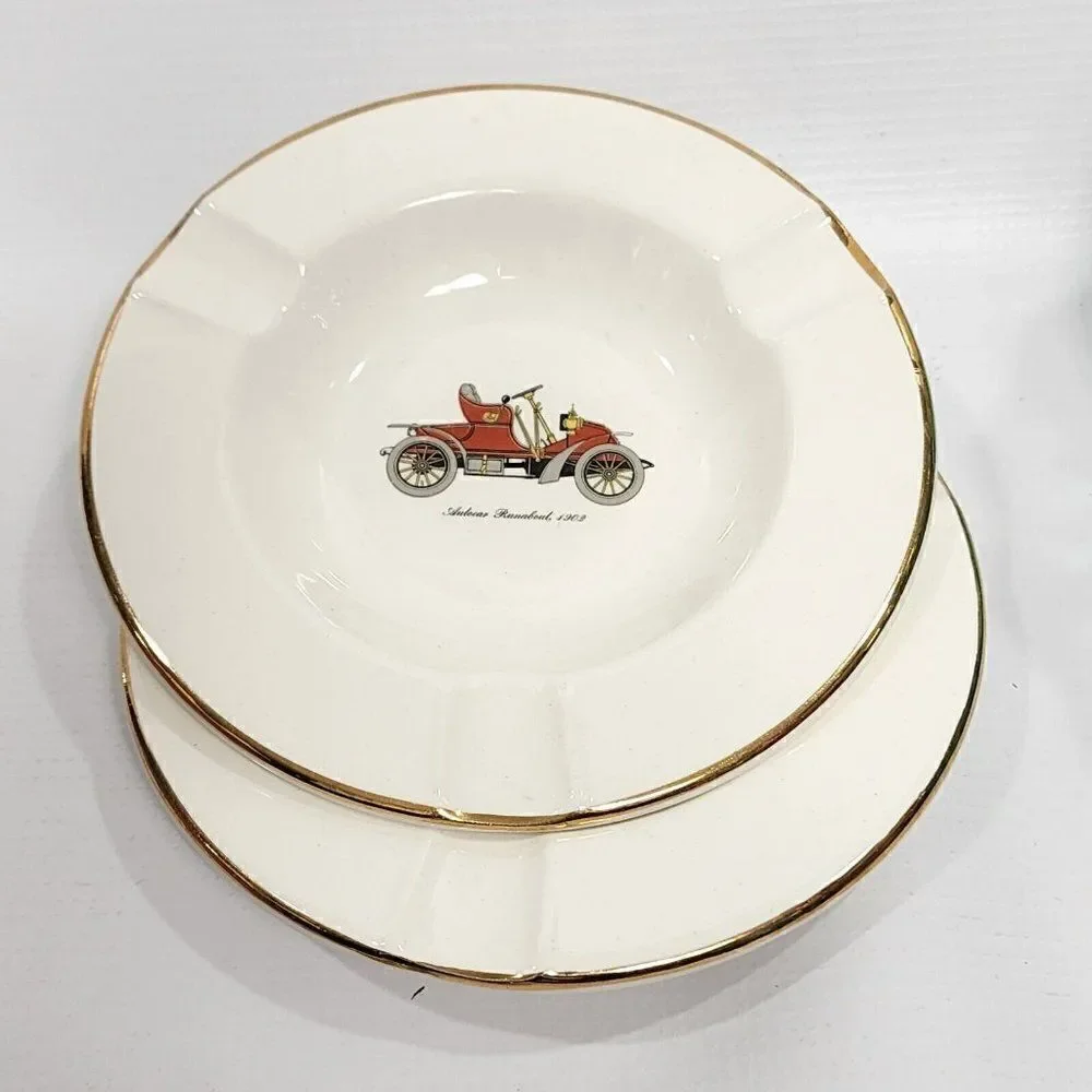 Wheeling Decorating set vintage